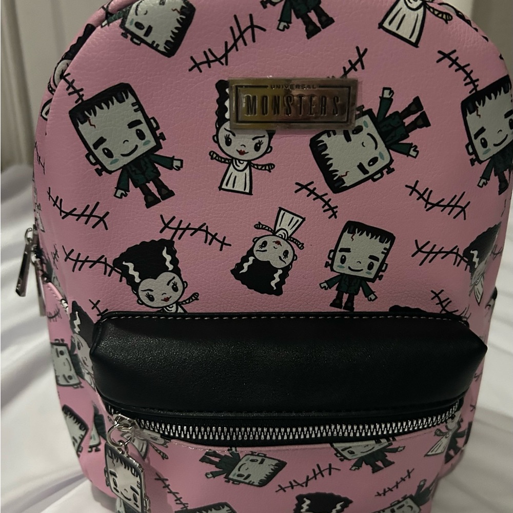 Universal Thread Pink and Black Backpack